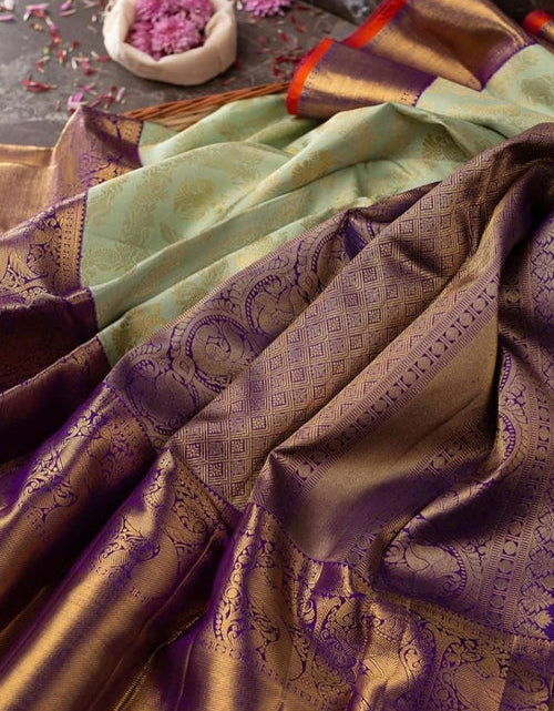 Load image into Gallery viewer, rajyogam banarasi silk saree surat
