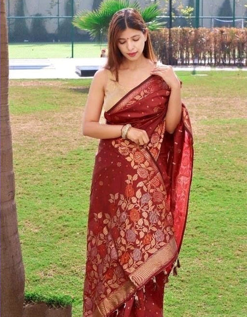 Load image into Gallery viewer, rajyogam banarasi silk saree surat
