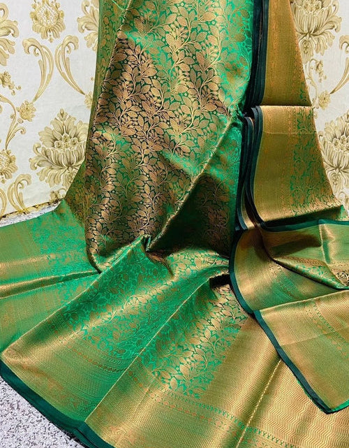 Load image into Gallery viewer, rajyogam banarasi silk saree surat
