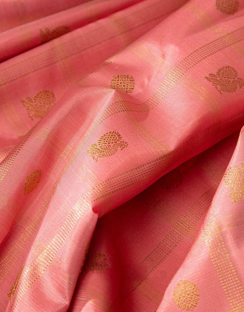 Load image into Gallery viewer, rajyogam banarasi silk saree surat
