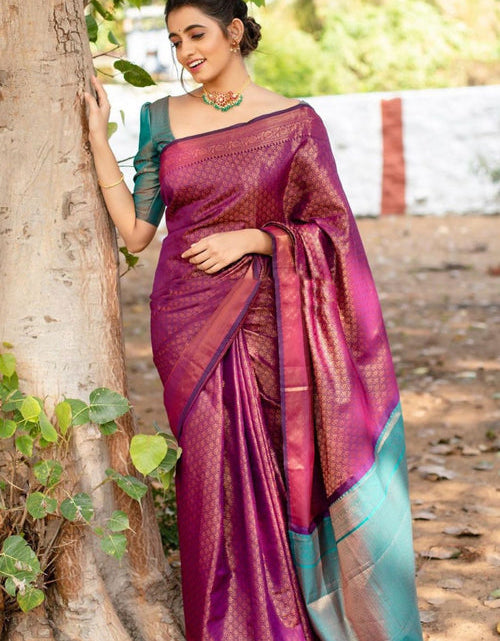 Load image into Gallery viewer, rajyogam banarasi silk saree surat
